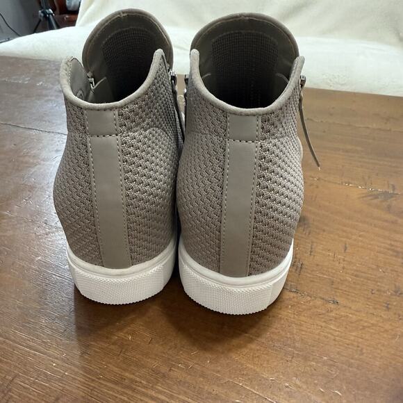 Steve Madden Click Wedge Sneakers Women’s Size 9 M Side Zip Gray - Picture 4 of 15